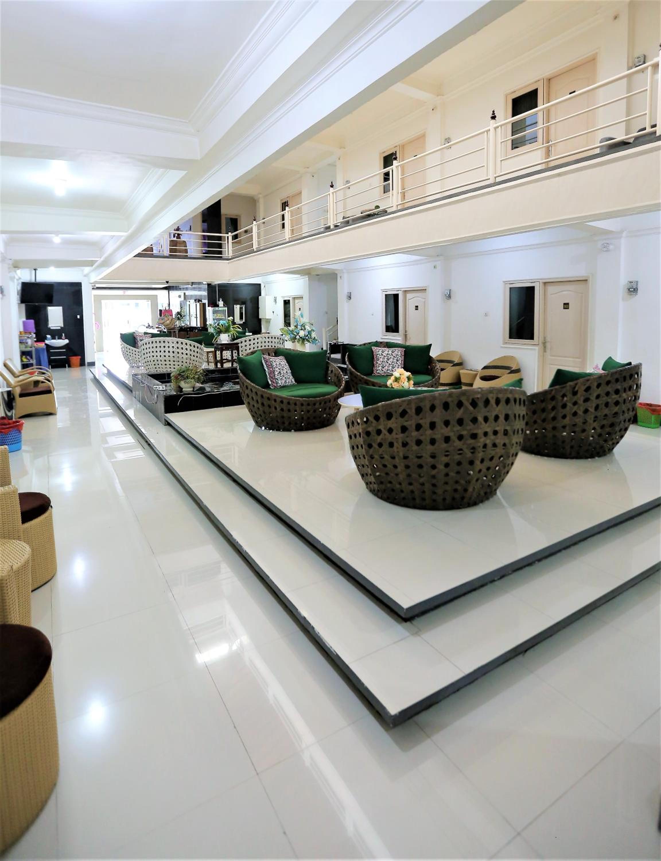 Gading Guest House 11/36