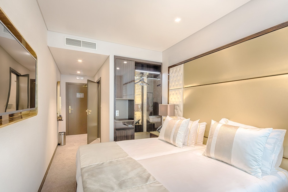 Meraprime Gold Design Hotel 27/57