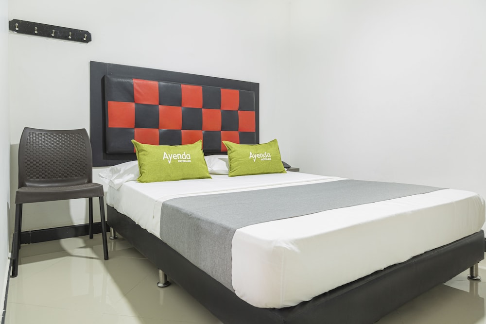 Hotel Laureles de Aburra Medellin 13/49