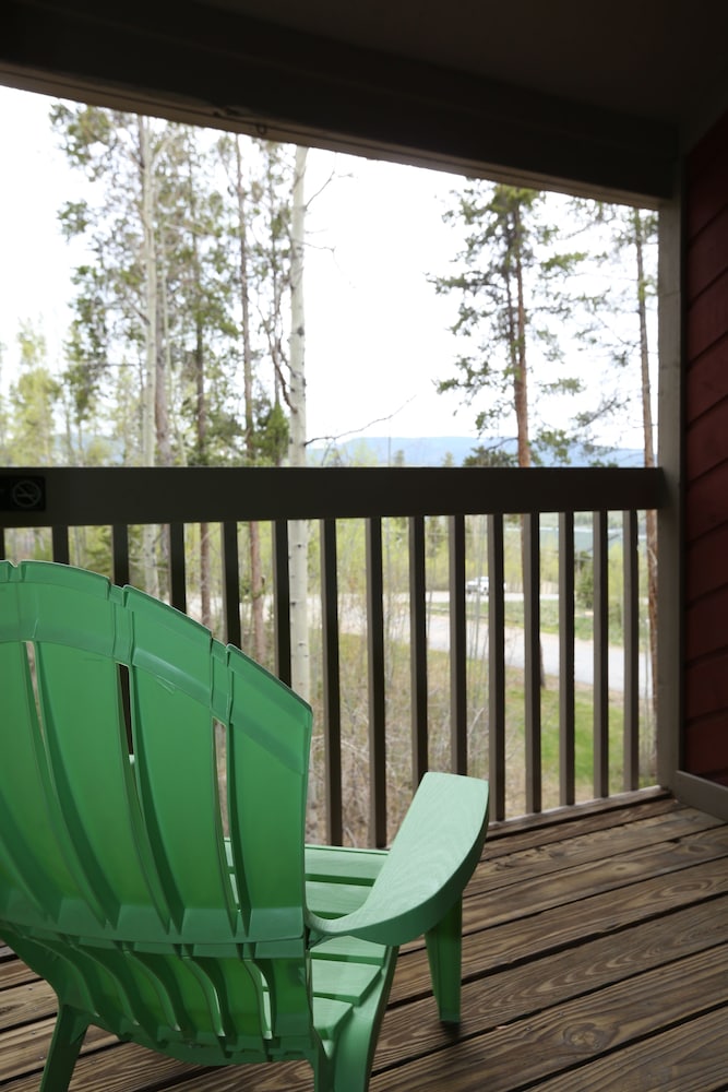 Indian Peaks Resort 36/50
