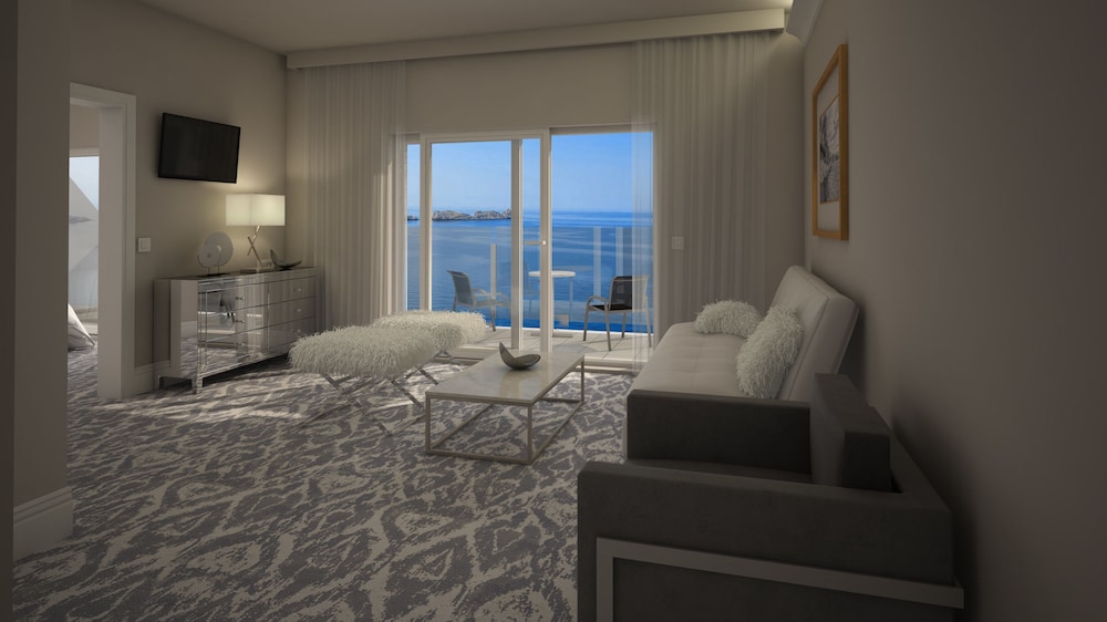Royal Palm Hotel 33/49
