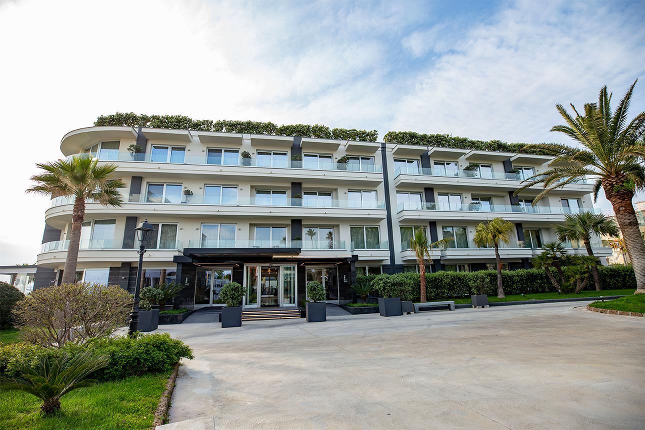 Hotel & Resort Tre Fontane Luxury in PORTICI
