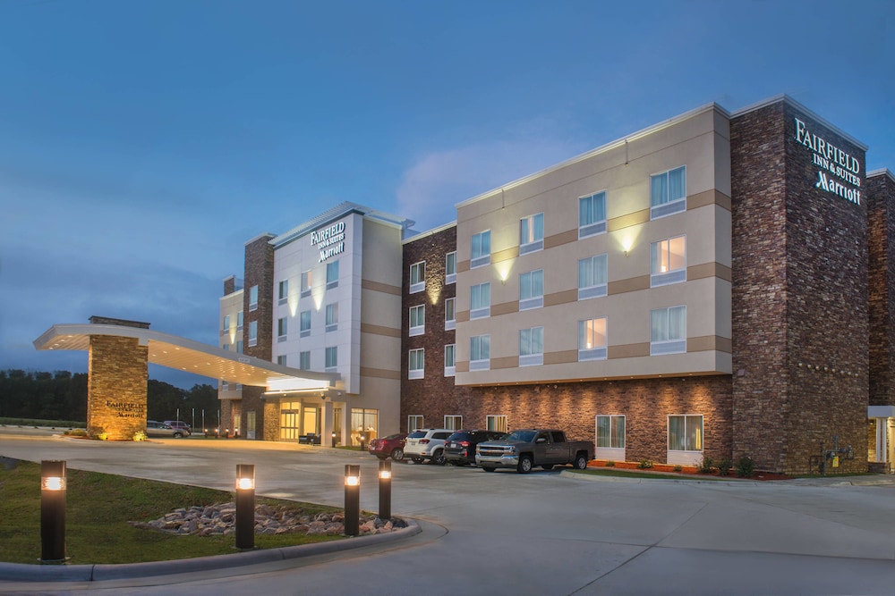 Fairfield Inn And Suites Washington 1/50