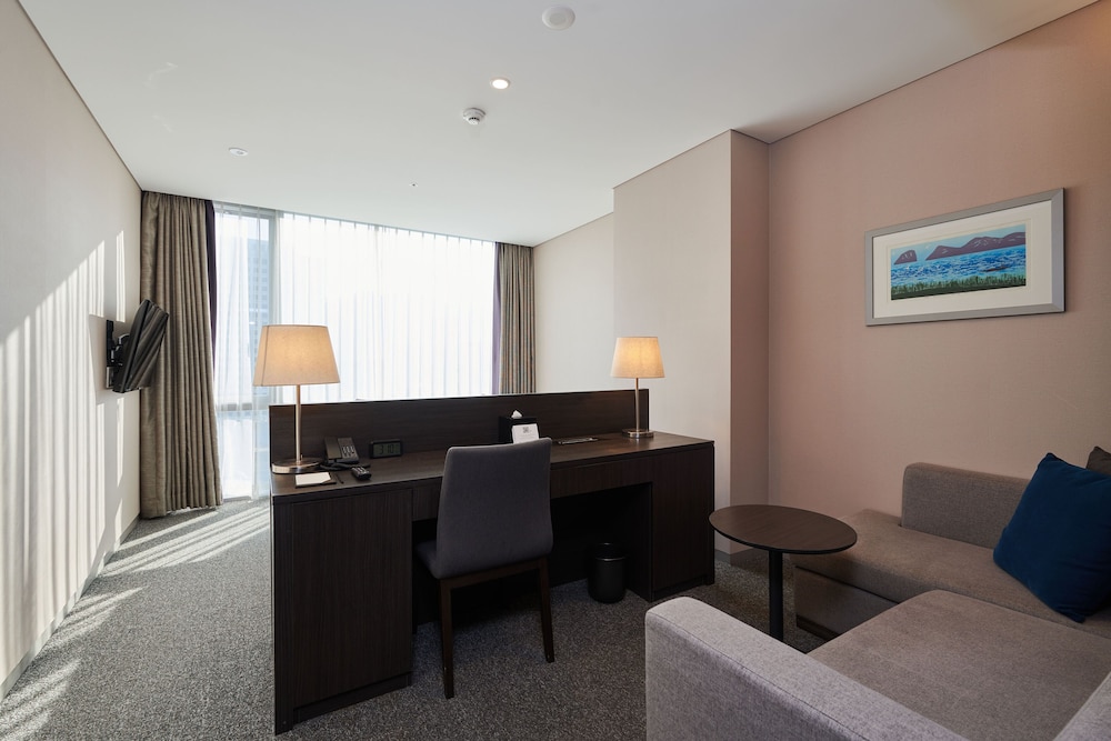 Nine Tree by Parnas Seoul Myeongdong 2 54/65