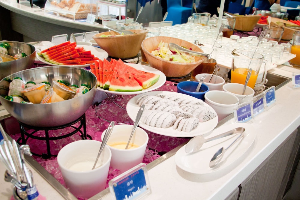 Holiday Inn Express Taoyuan 44/71