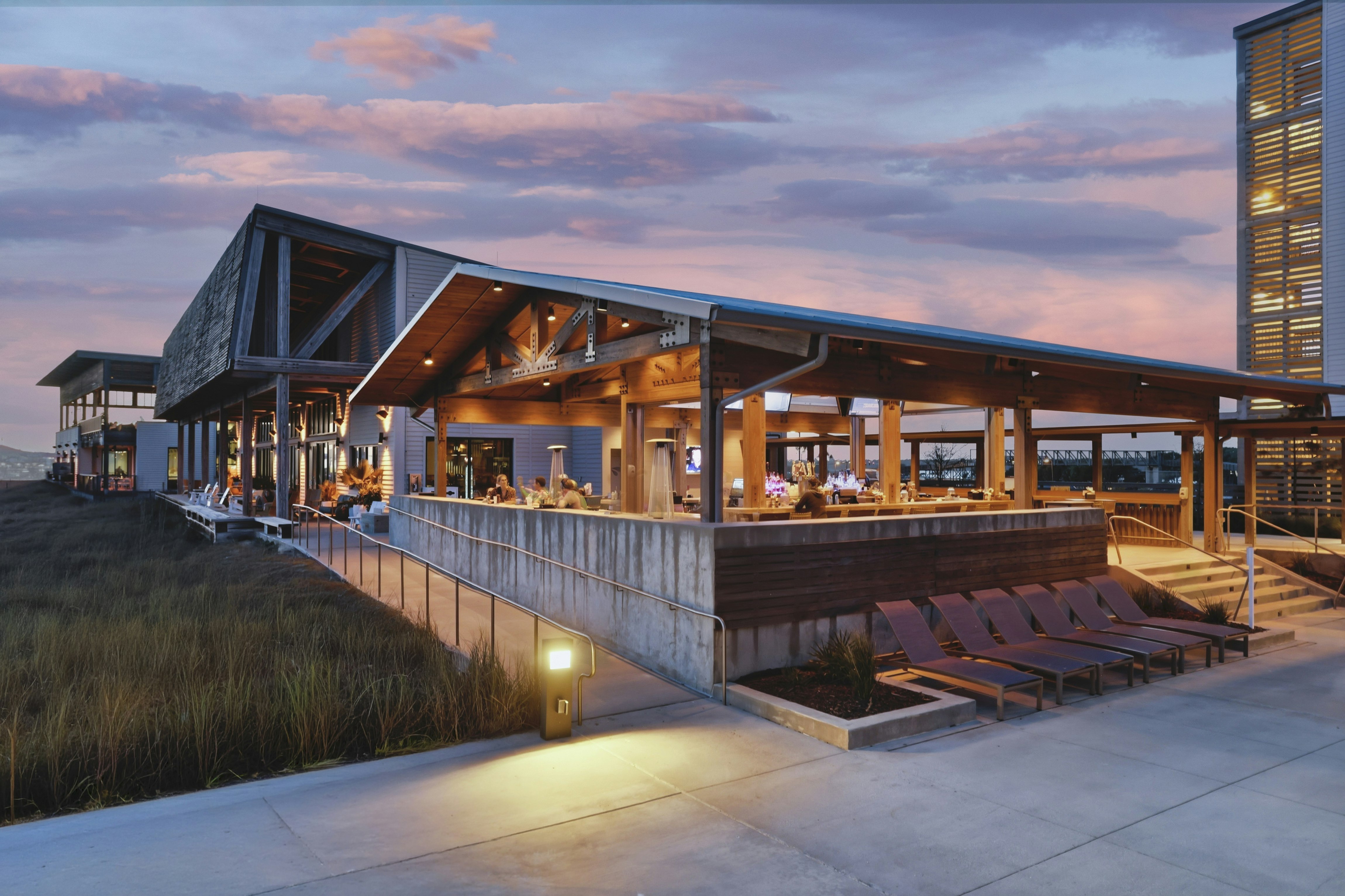 The Lodge At Gulf State Park A Hilton Hotel 4/76