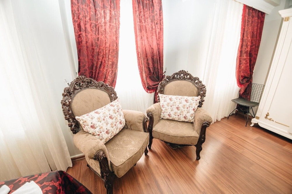 Safran Suites Apart 31/50