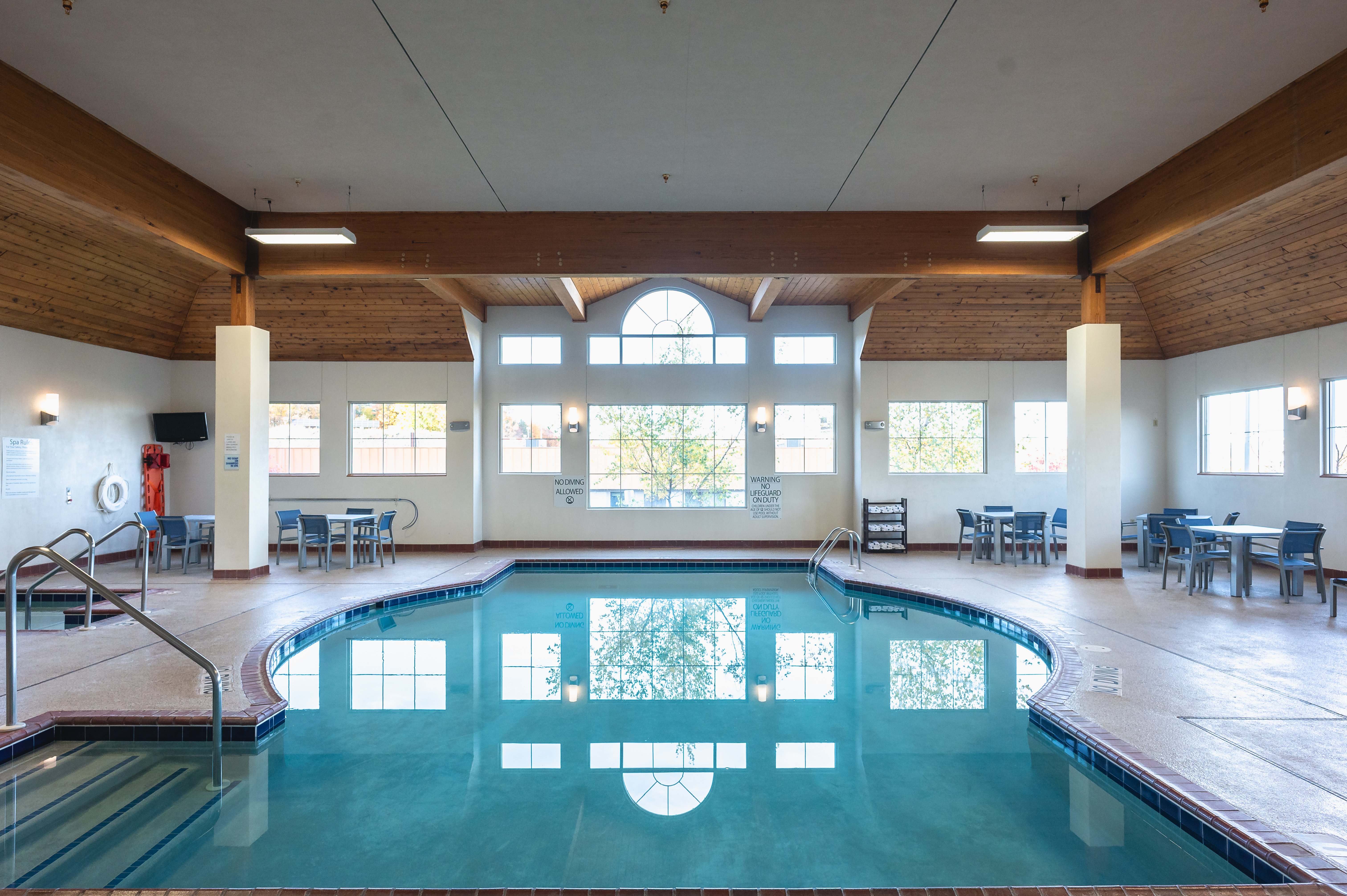 Holiday Inn Express Houghton Keweenaw 39/77