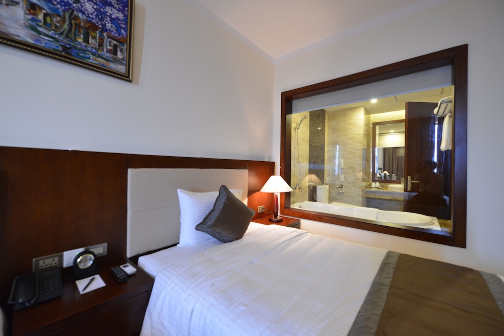Muong Thanh Grand Cua Lo 24/65