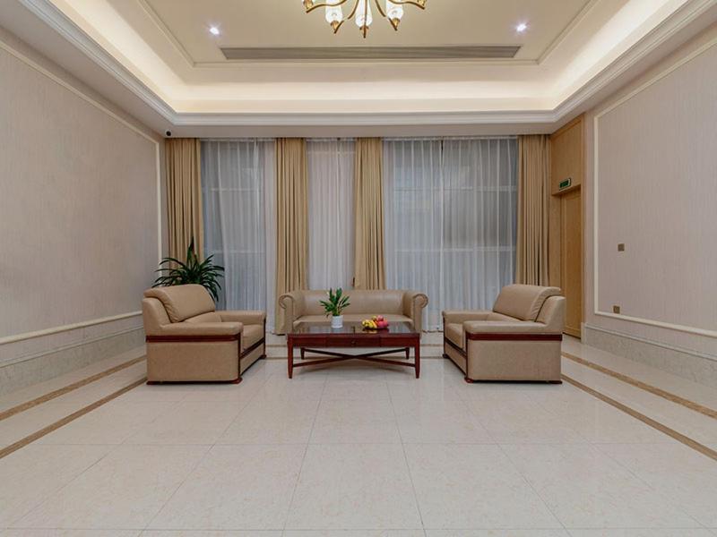 Vienna Hotel Henggang Xincheng 40/57