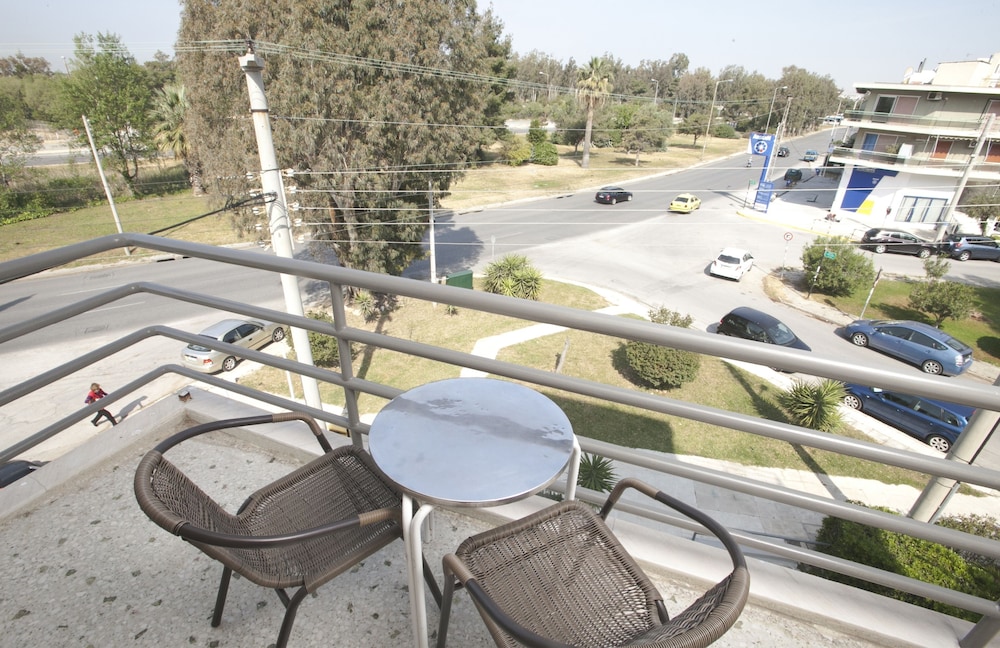 Minavra Hotel 40/43