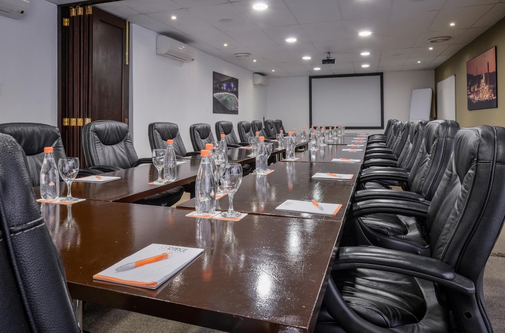 Francolin Lodge 38/50