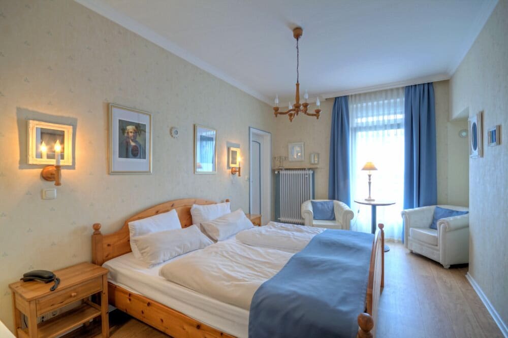 Hotel zum Goldenen Stern 8/50