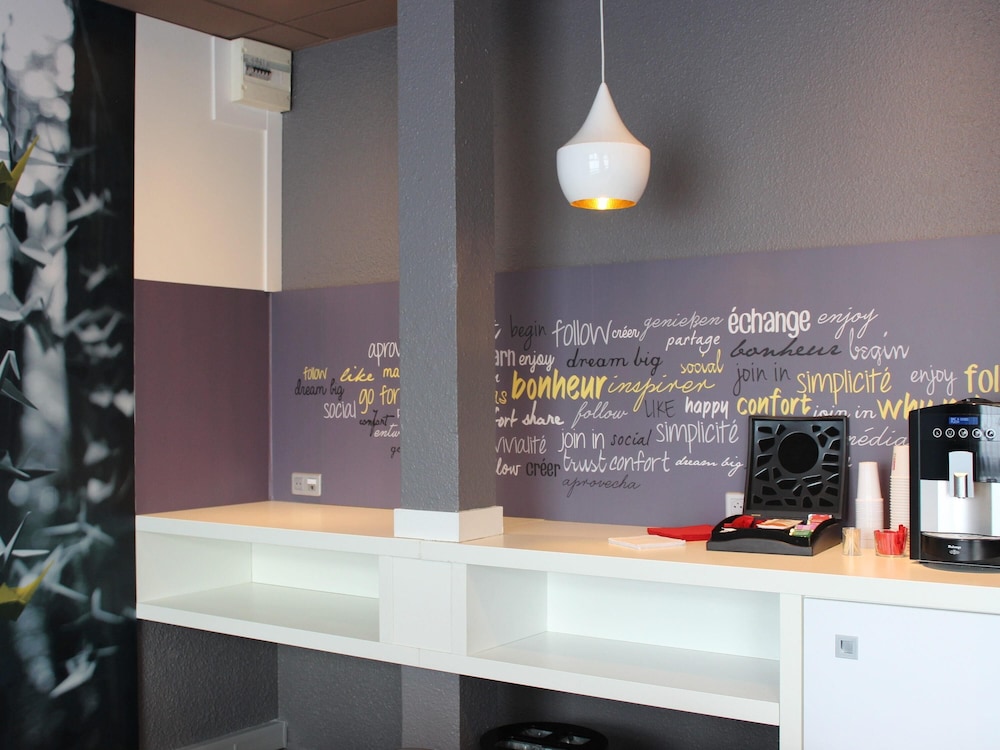 HOTEL IBIS Evry Courcouronnes 3/48