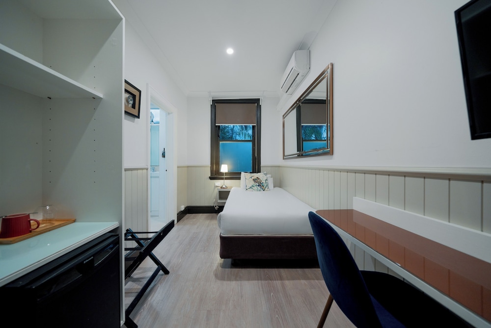 CREMORNE POINT MANOR 17/73