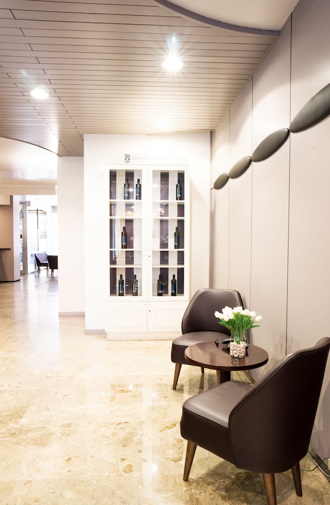 Scarlatti Hotel Milano 36/50