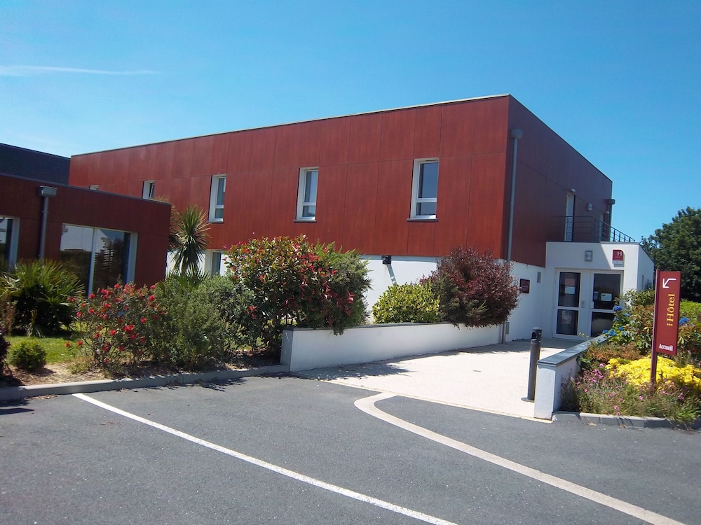 Ibis Styles Morlaix 39/47