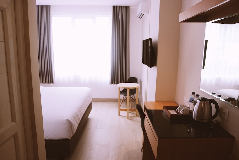 Grand Thamrin Hotel 17/35