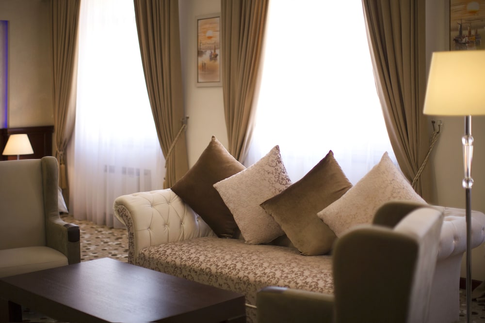 Central Hotel Yerevan 54/71
