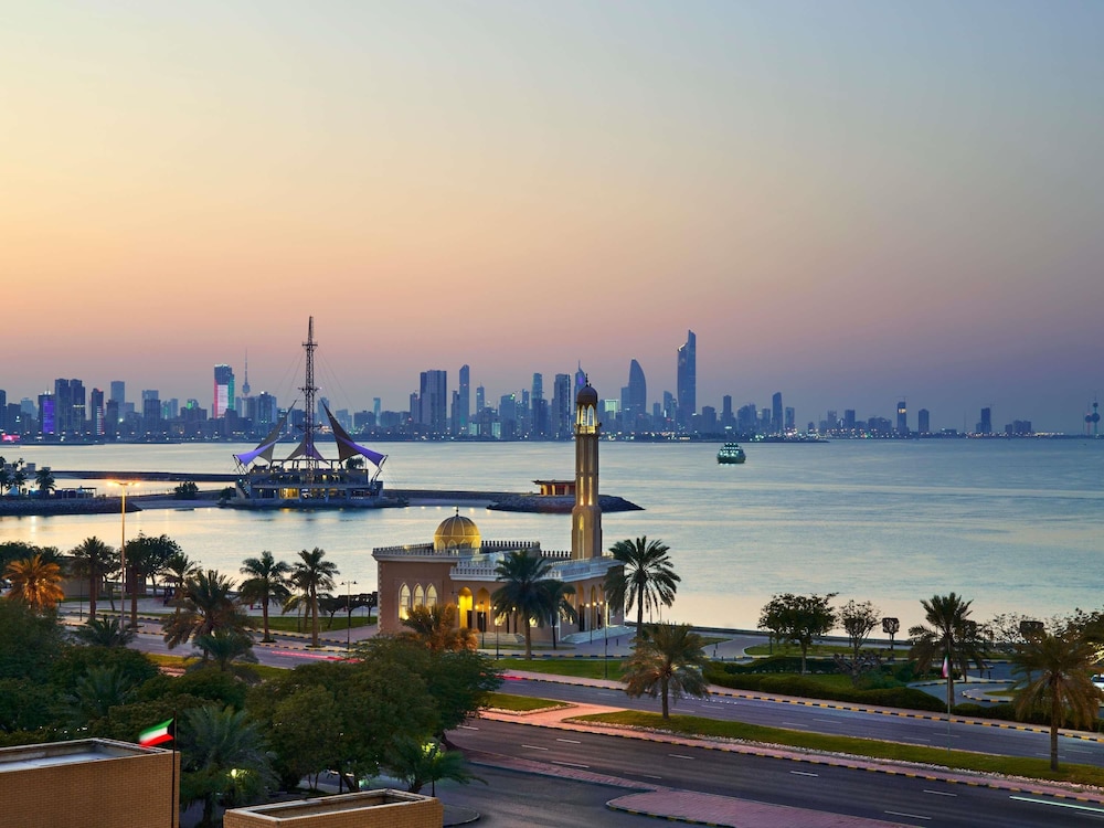 ibis Kuwait Salmiya 72/76