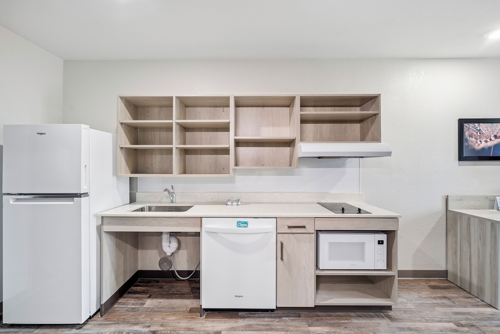 WoodSpring Suites Winston-Salem near Hanes Mall 48/61
