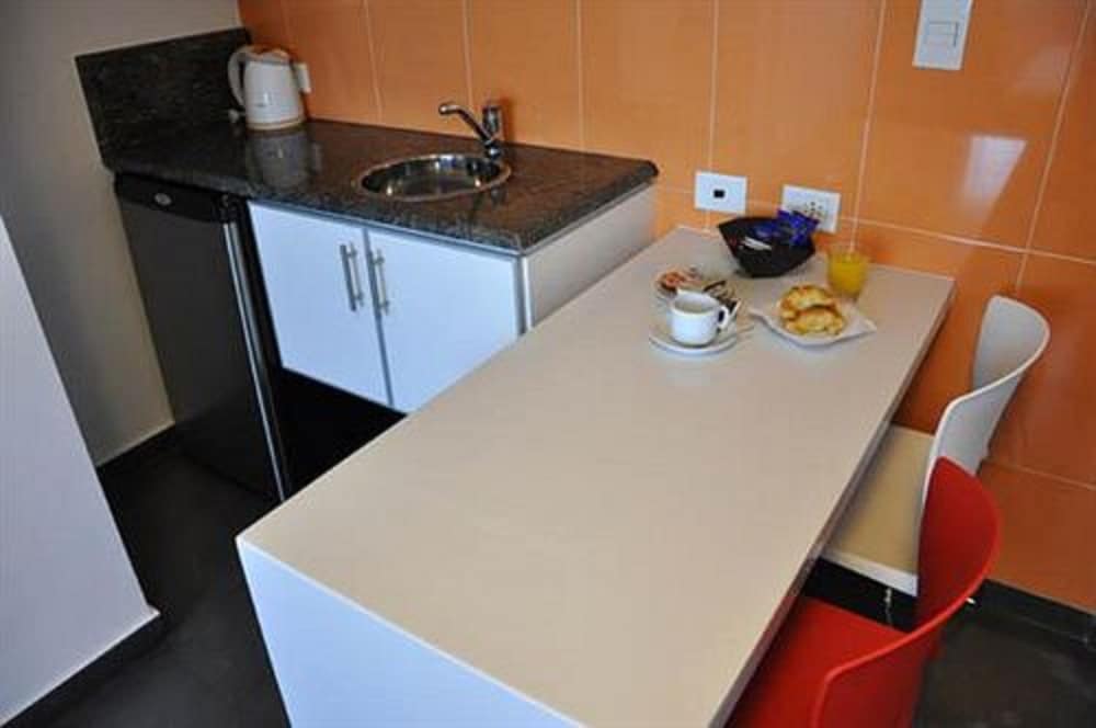 ROBERTA ROSA DE FONTANA SUITES 28/41