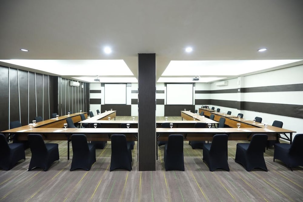Midtown Xpress Balikpapan 30/55