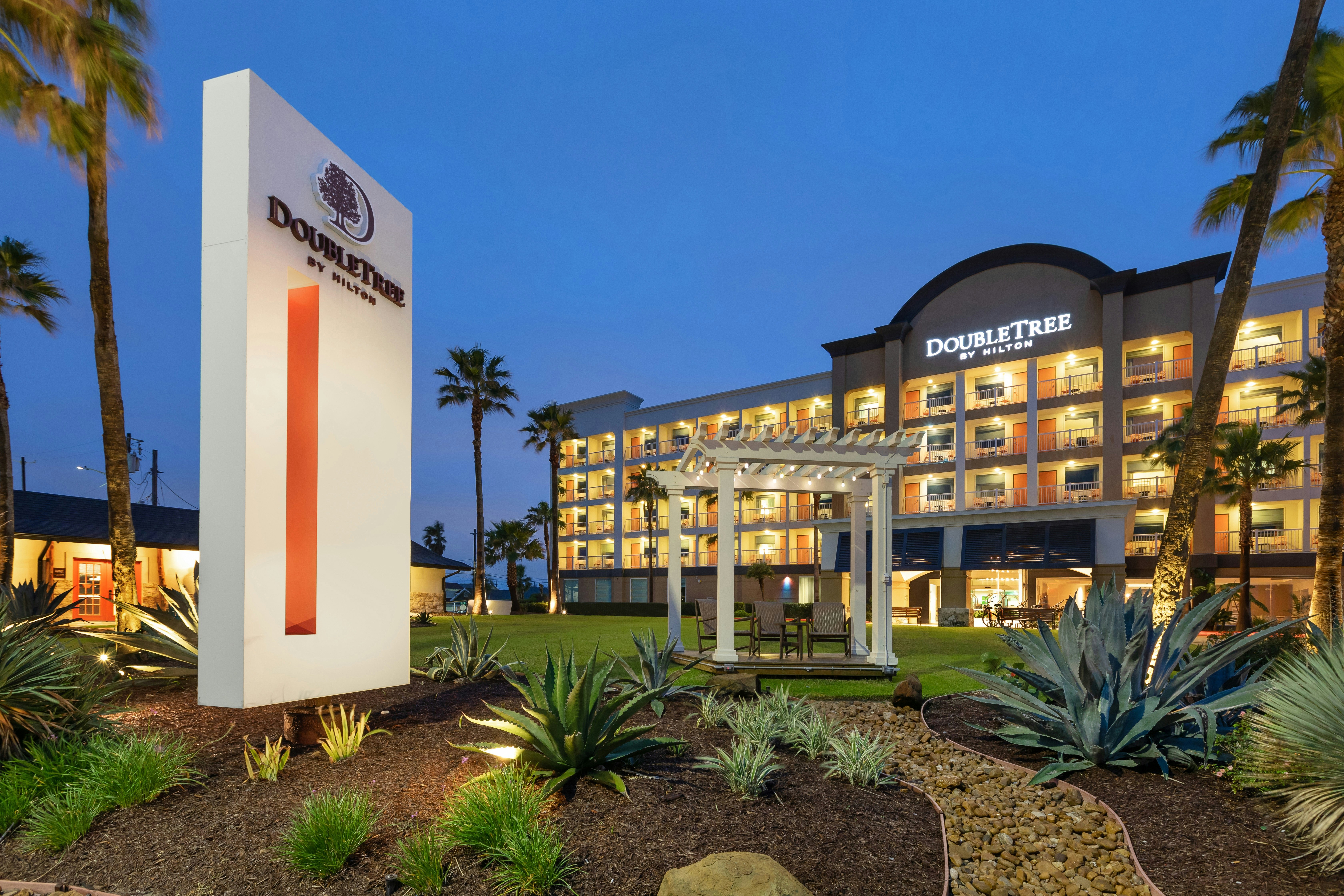 Doubletree By Hilton Hotel Galveston Beach 10/85