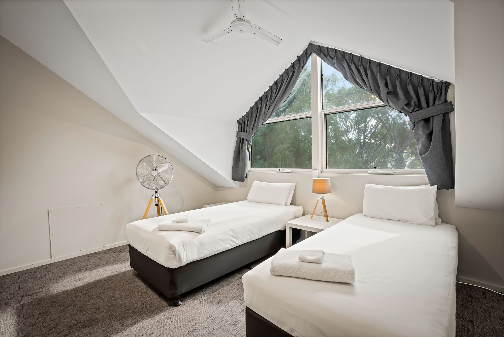 3 Bedrooms, Villa, 1 King and 4 Single Beds, Beach Front، Broadwater Beach Resort Busselton 2/8