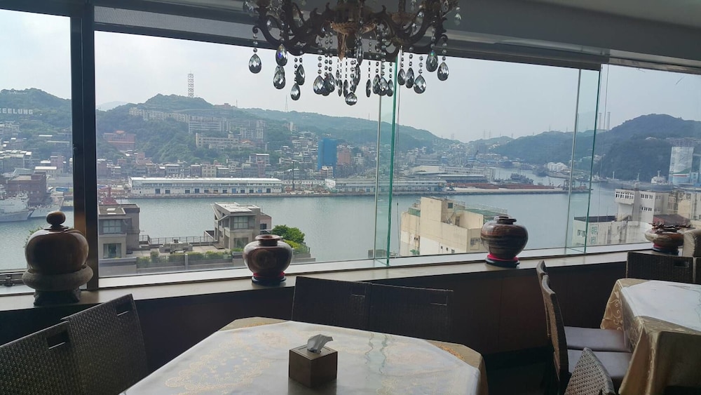 Aloha Hotel Keelung 3/54