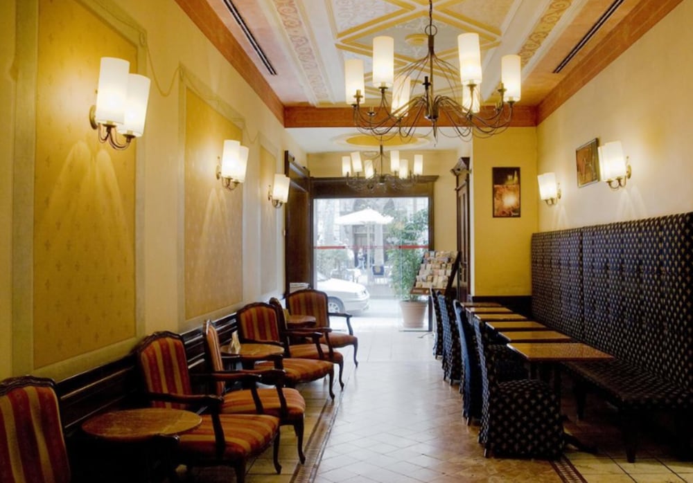 Ramblas Hotel 46/75