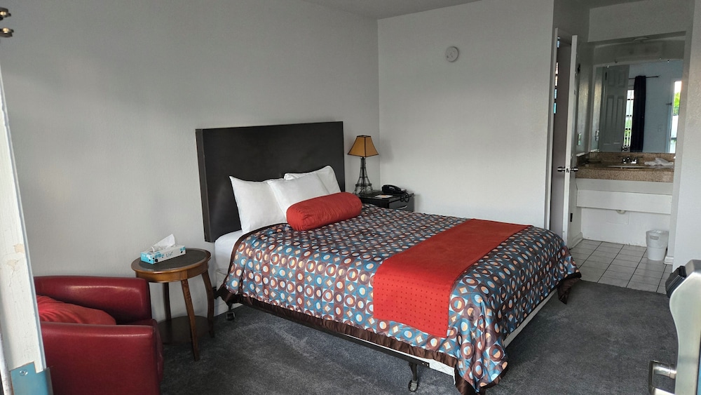 Merida Inn And Suites 19/50