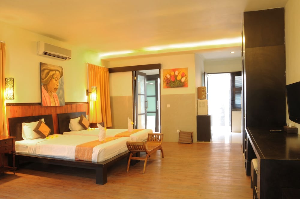 Aman Sari Villa 7/30