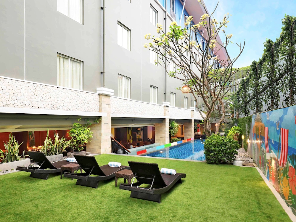 Primera Hotel Seminyak (Ex Ibis Budget Bali) 25/32