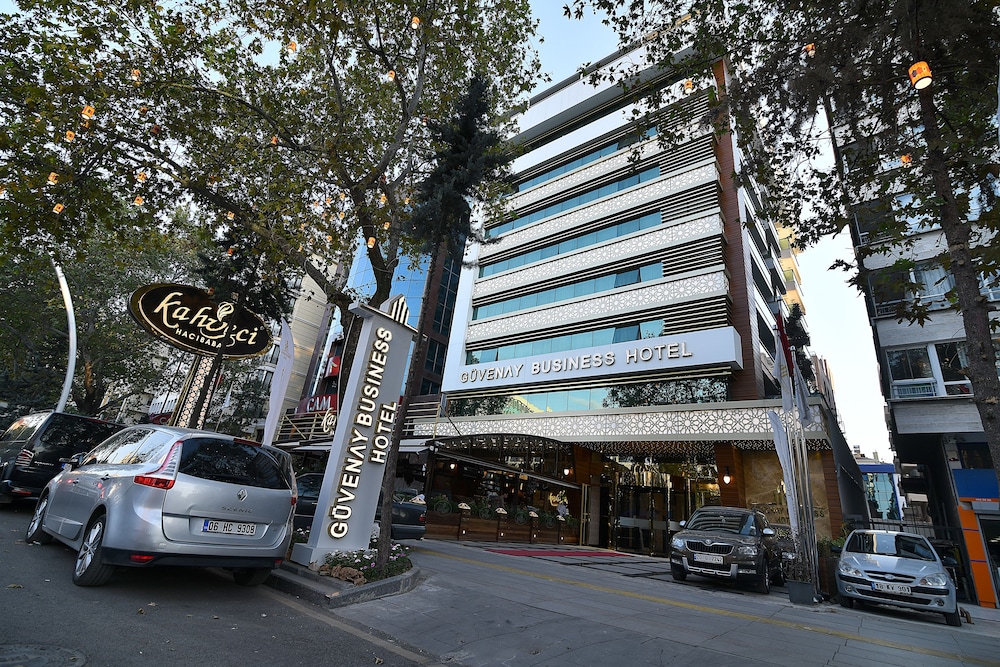 Guvenay Business Hotel 65/66