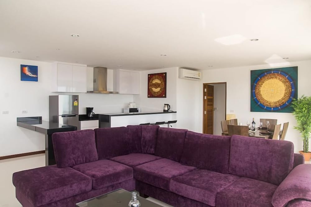 Tropical Sea View Residence 44/60