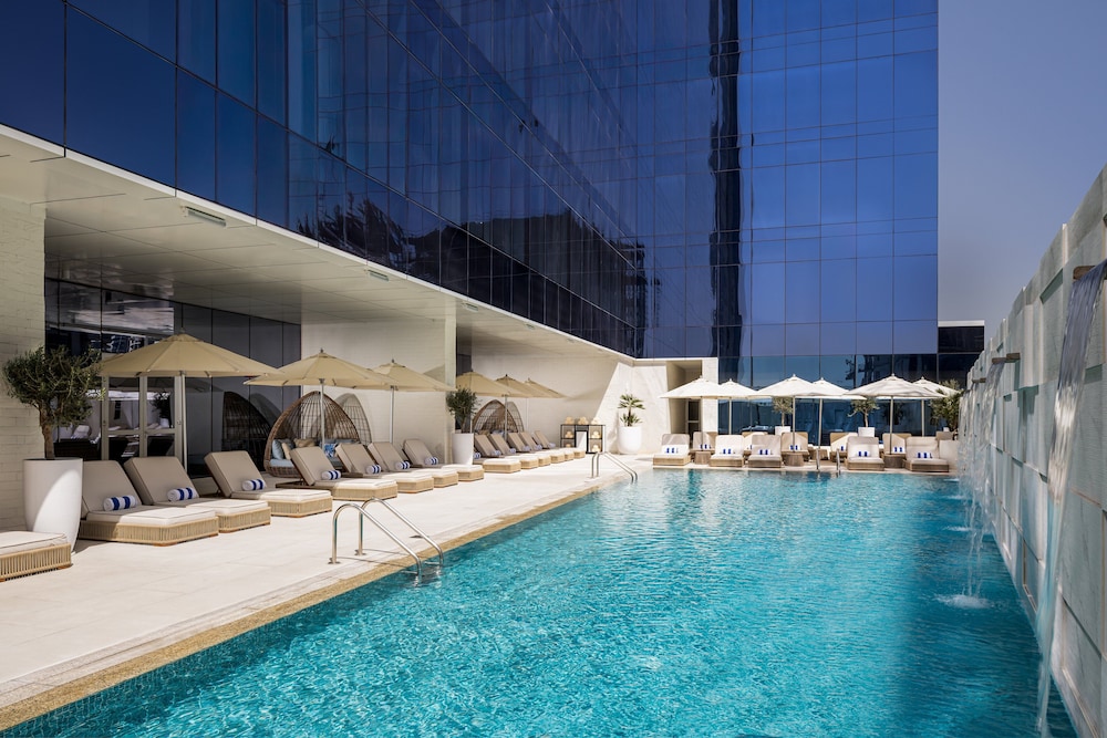 Sky Bay Hotel 44/50