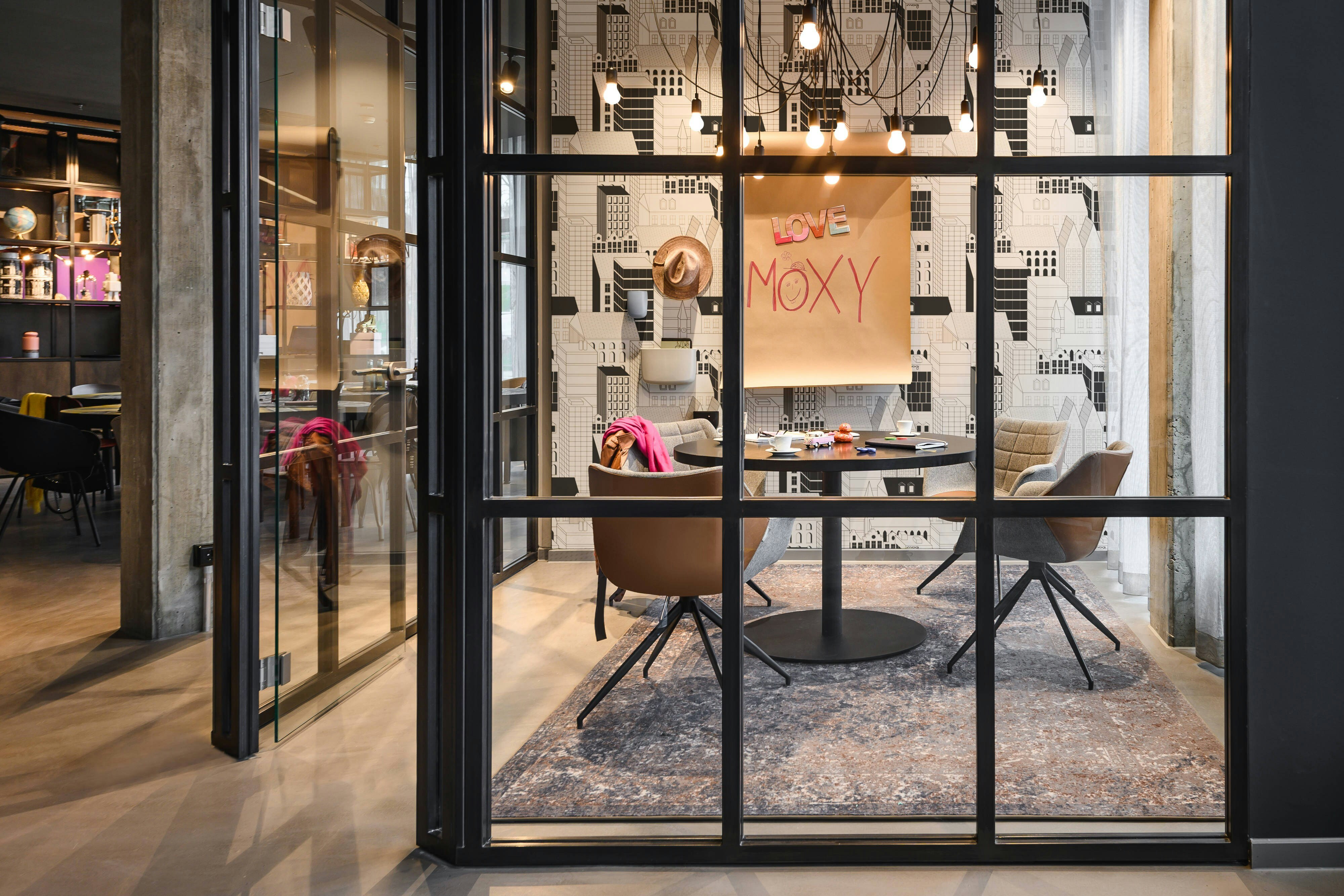 Moxy Dresden Neustadt 12/16
