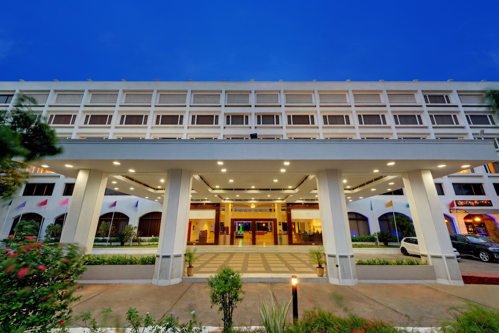 SRM HOTEL 1/41