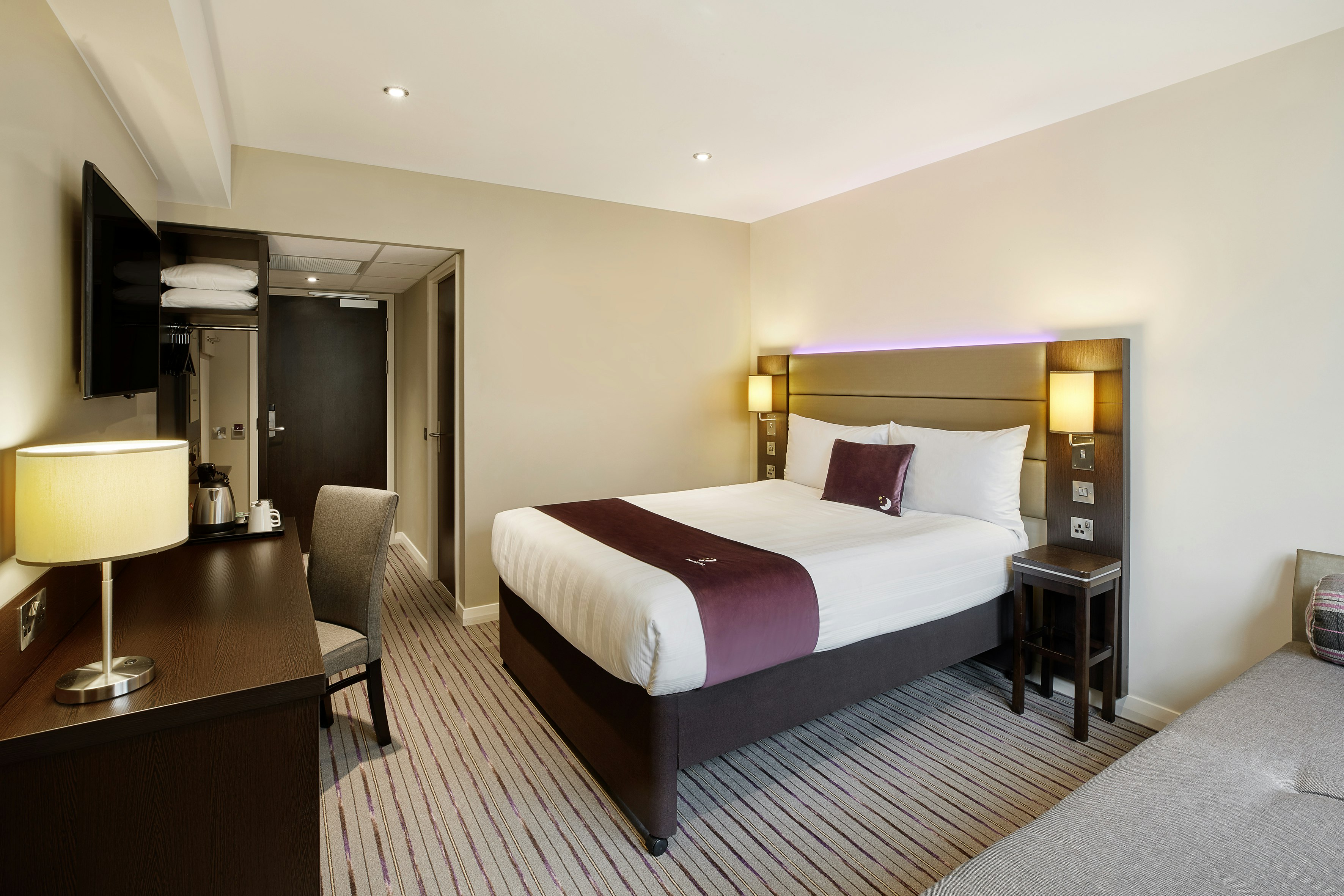 Premier Inn Cambridge City Centre (Corn Exchange/Lion Yard) 21/29