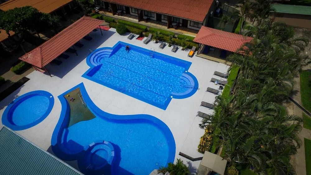 Hotel And Villas Huetares 6/50