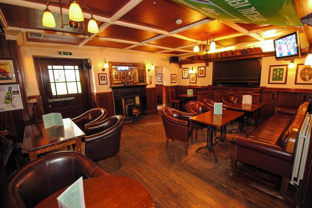 LANSDOWNE HOTEL 32/47