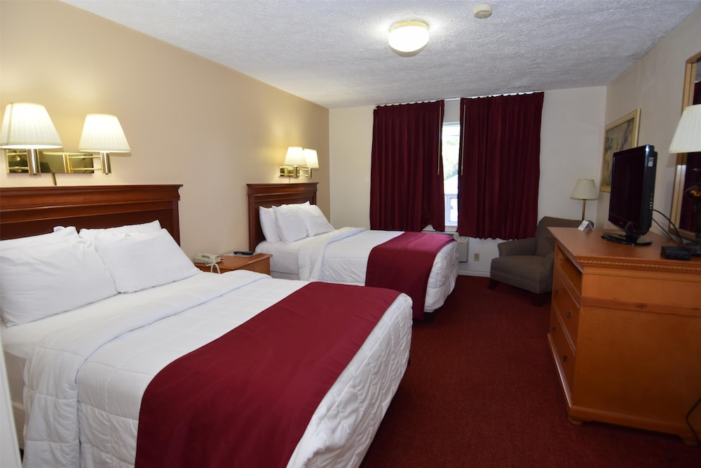 Knights Inn Oswego East 32/59