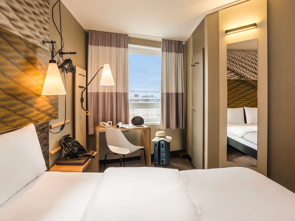 Ibis Heidelberg Hauptbahnhof 34/73