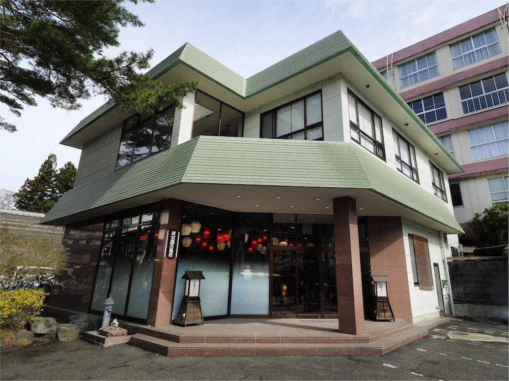 Tokiwa Hotel 1/34