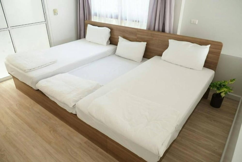 2 BEDROOMS, DUPLEX, FAMILY