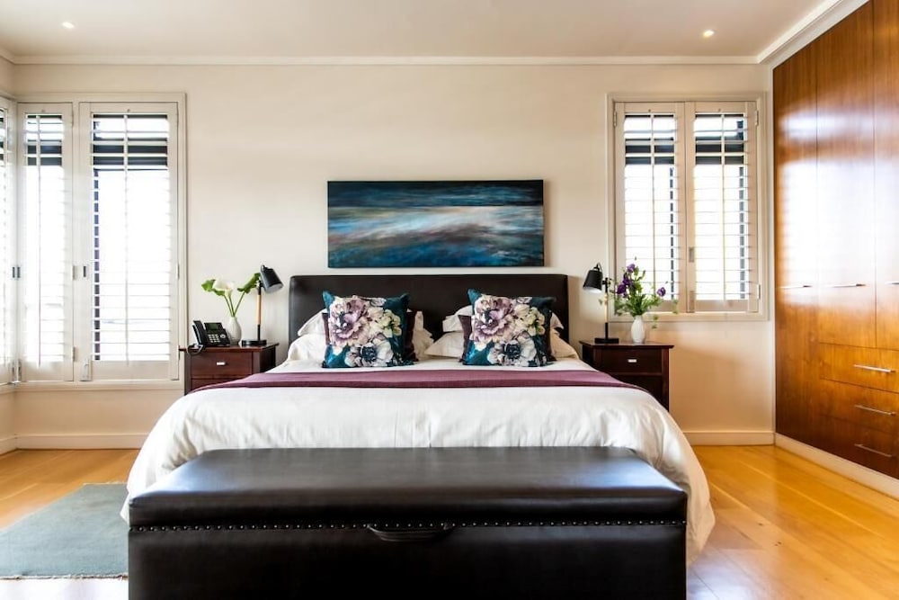 Selkirk House 14/50