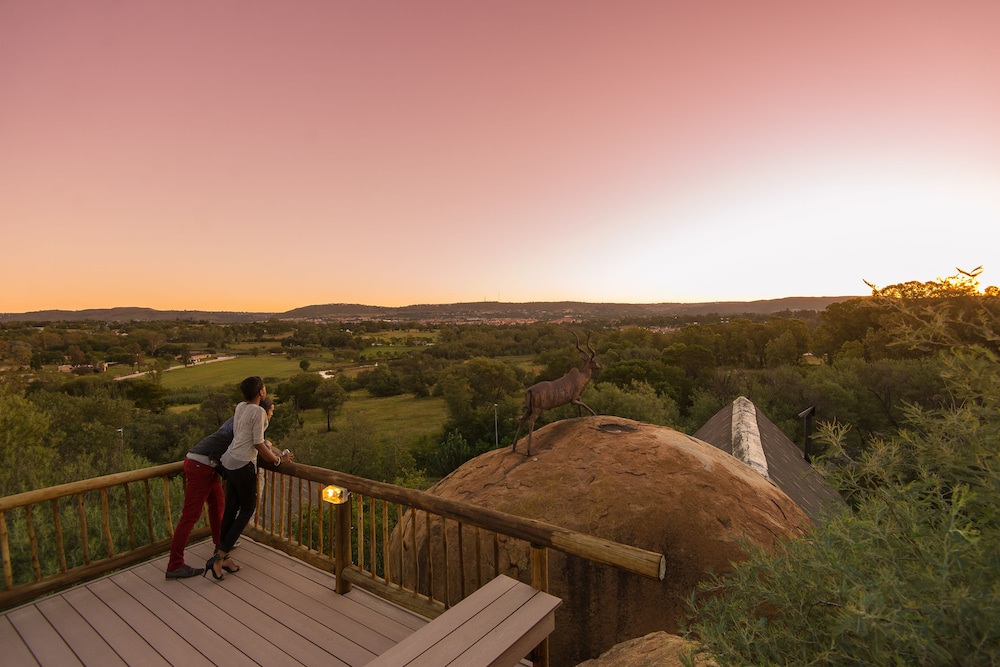 Amadwala Lodge 32/42