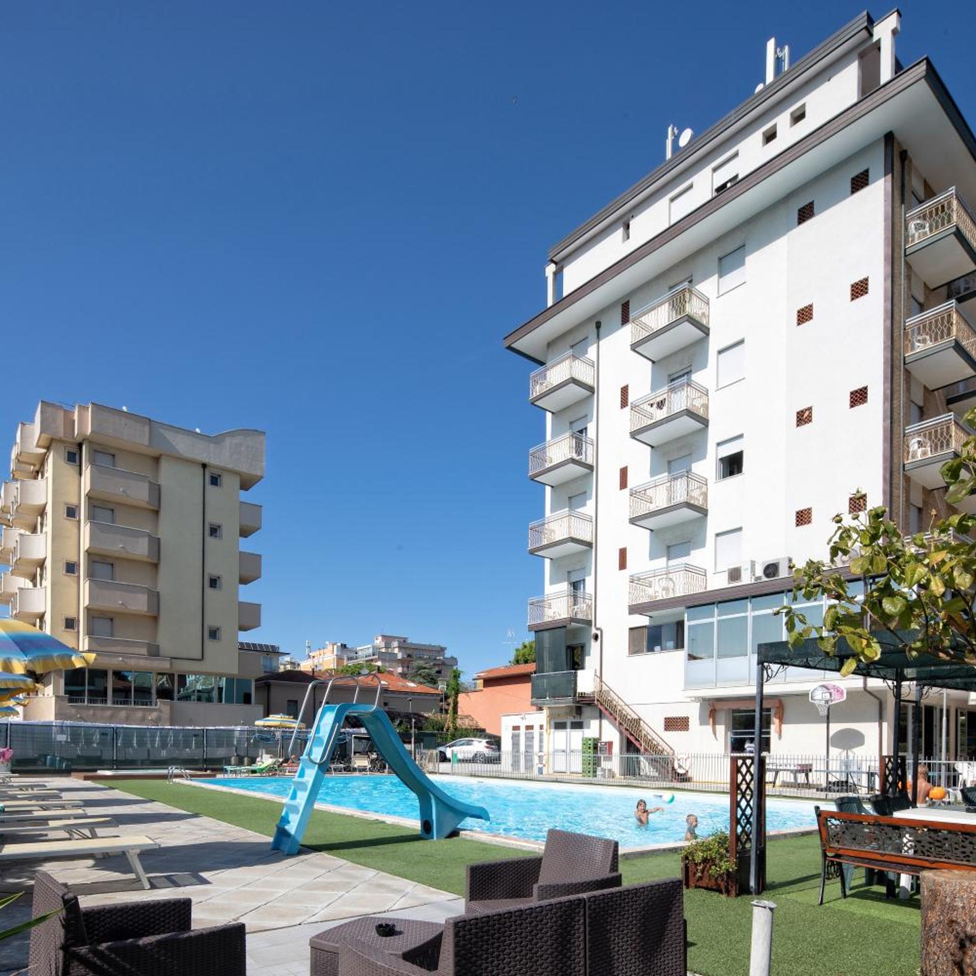 Hotel Lem 30/37
