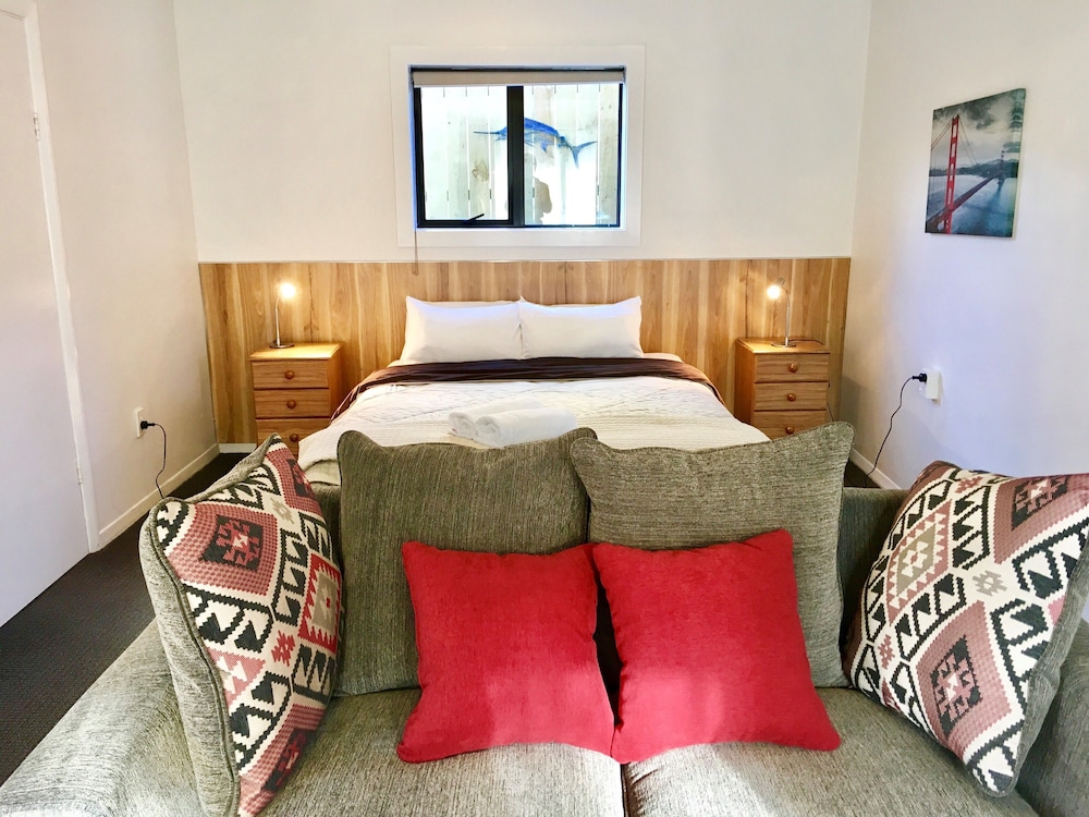 Owens Motel 20/63